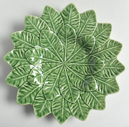 Lemon Leaf Green by Bordallo Pinheiro