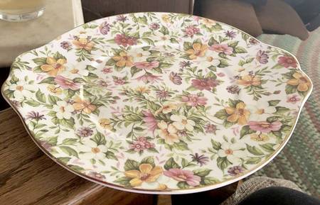 BNY1 Handled Cake Plate