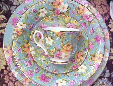 BNY12 Footed Cup & Saucer Set