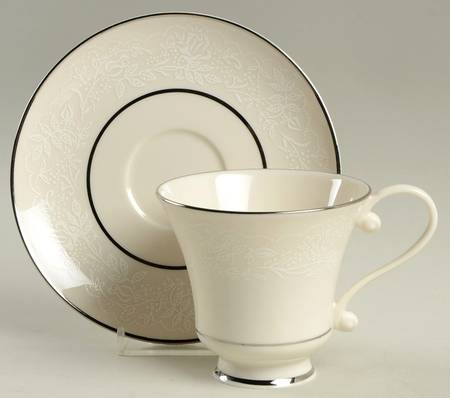 Duchess Footed Cup & Saucer Set