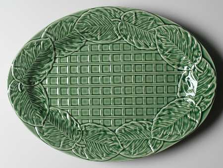 Leaf Service Green 15" Oval Serving Platter