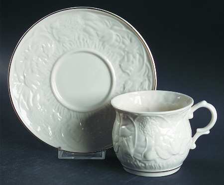 Serenity Flat Cup & Saucer Set