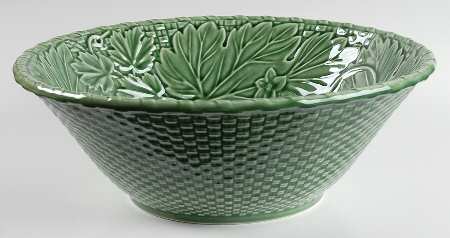 Vine Green 11" Large Salad Serving Bowl