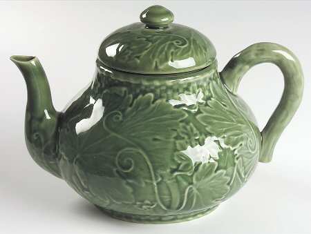 Vine Green Teapot & Lid