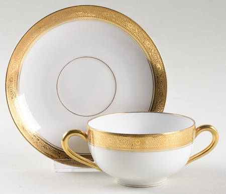 BER295 Flat Bouillon Cup & Saucer