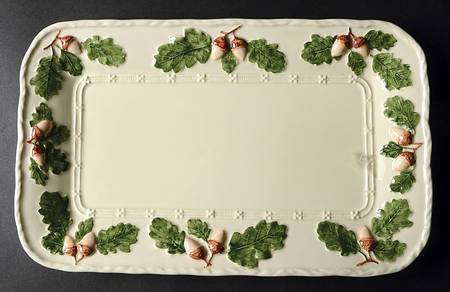 Oak Leaf White and Green 13" Rectangular Tray