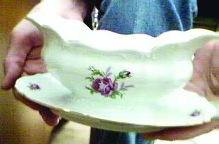 Sweetheart Gravy Boat with Attached Underplate