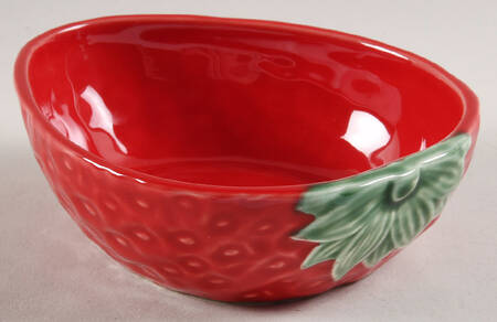 Strawberry Service Individual Strawberry Bowl