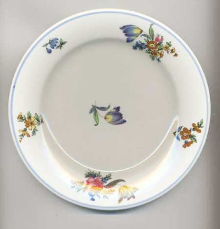 BUF93 by Buffalo Pottery