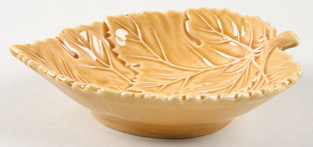Vine Gold 6" Leaf Dish