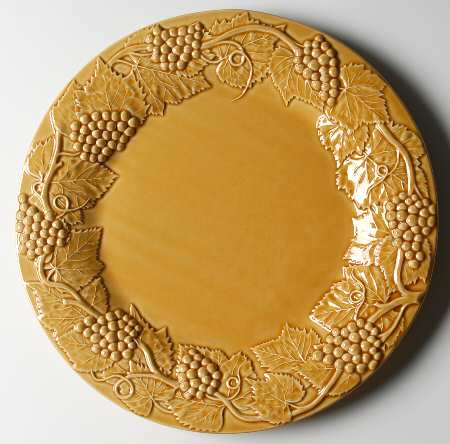 Grape Amber 14" Chop Plate (Round Platter)