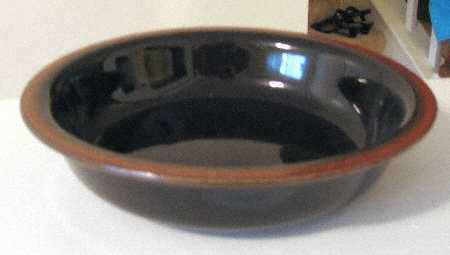 BLO16 9" Round Vegetable Bowl