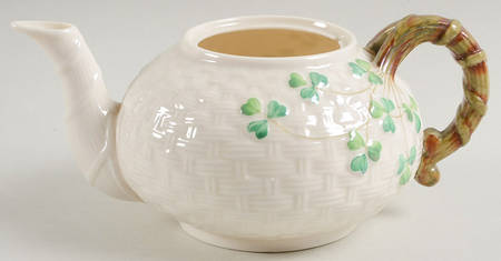 Shamrock (Older Black Backstamps) Small Teapot No Lid
