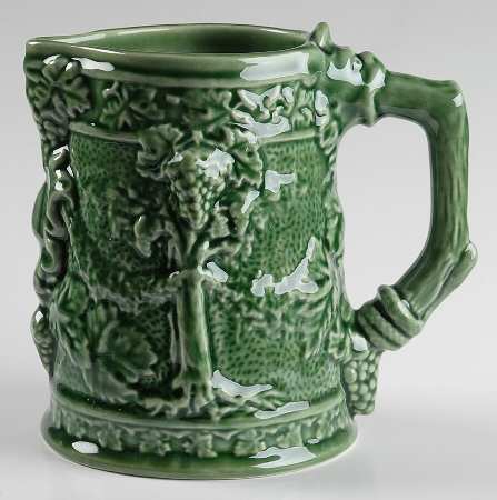Grape Green 32 Oz Pitcher