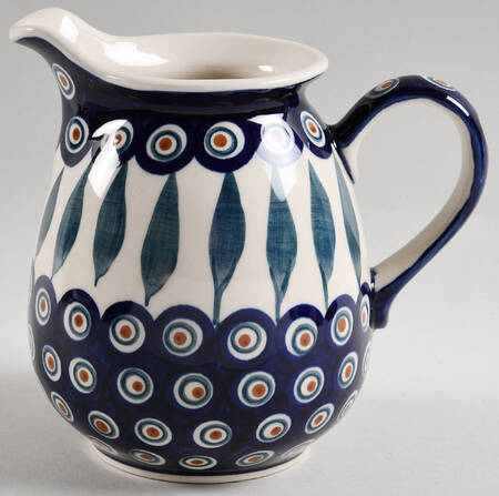 Peacock 32 Oz Pitcher