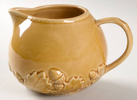 Oak Leaf Gold Creamer