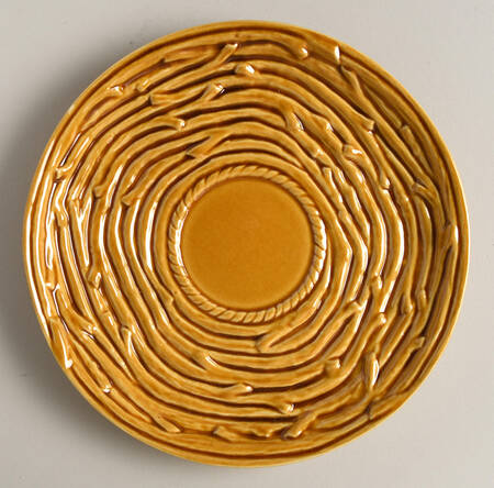 Oak Leaf Gold Saucer