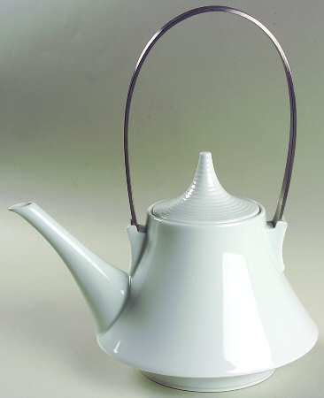 Concentric White Coffee Pot & Lid