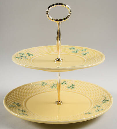 Shamrock 6 5/8"-10"  2 Tiered Serving Tray (Dp, Sp) HC