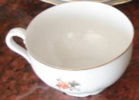 BOH221 Footed Cup