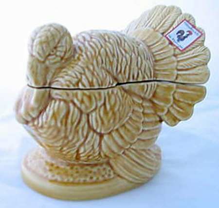 Turkey Yellow Figural Box & Lid