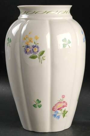 Emerald Isle 9" Vase