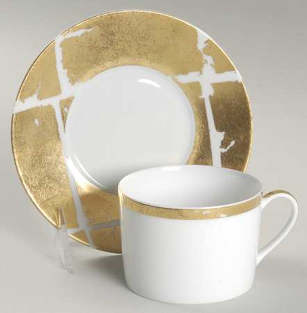 Feuille d'Or Flat Cup & Saucer Set