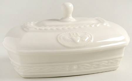 Claddagh Collection Rectangular Covered Butter