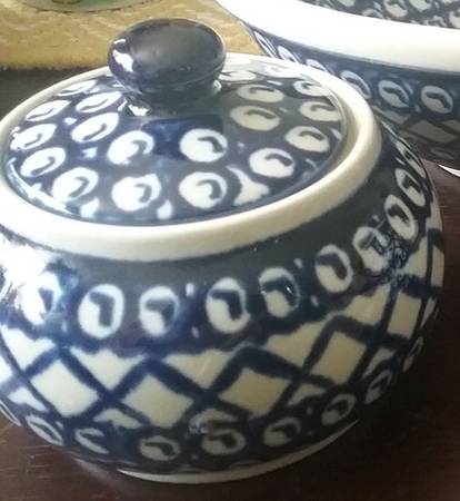 Venus Sugar Bowl & Lid