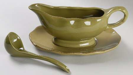 Harvest Green Saddle Gravy Boat & Underplate with Ladle