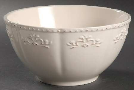 Medallion Wreath Cream Mist 8" Round Vegetable Bowl