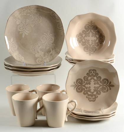 Antique Scroll 16 Piece Set