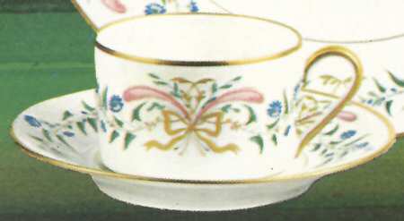 Lully Flat Cup & Saucer Set