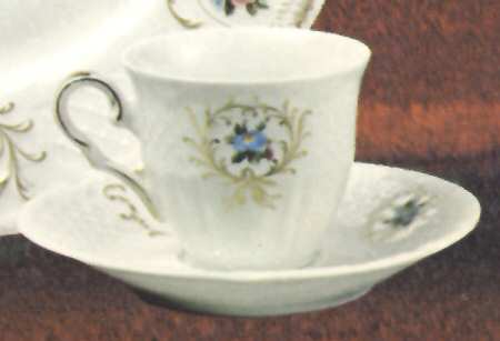Armorial Flat Cup & Saucer Set