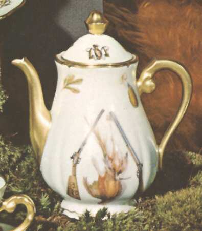 Trophee (Scalloped) Coffee Pot & Lid