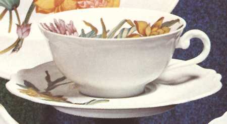 Dahlias Flat Cup & Saucer Set