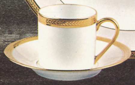 Arcole Flat Cup & Saucer Set