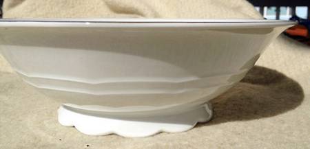 SXO17 9" Round Vegetable Bowl by Schlottenhof