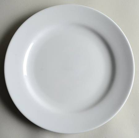 Whiteware (Round, Smooth) by Better Homes and Gardens