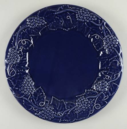 Grape Cobalt 14" Chop Plate (Round Platter)