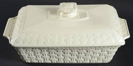 Everyday 2 Quart Rectangular Covered Casserole