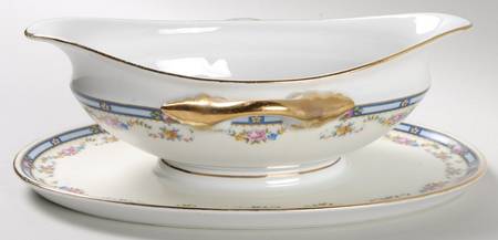 2259 (Verge) Gravy Boat with Attached Underplate