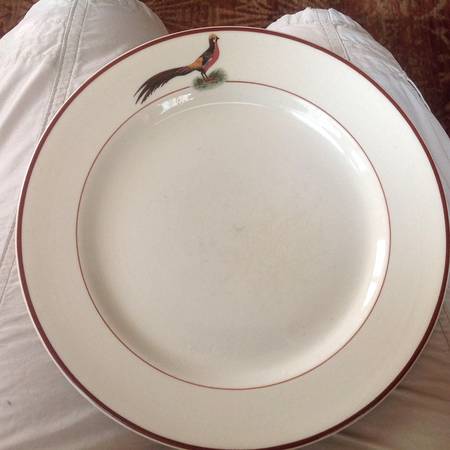 BUF182 by Buffalo Pottery
