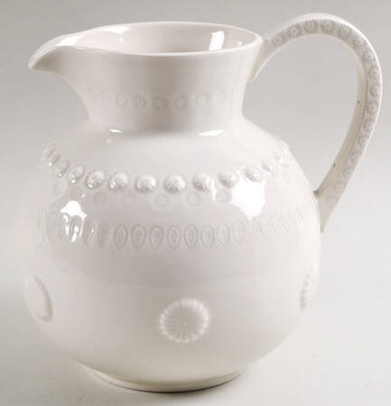 Fantasia (Fantasy) Sandy Grey 52 Oz Pitcher