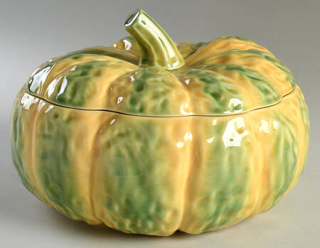 Pumpkin Tureen & Lid