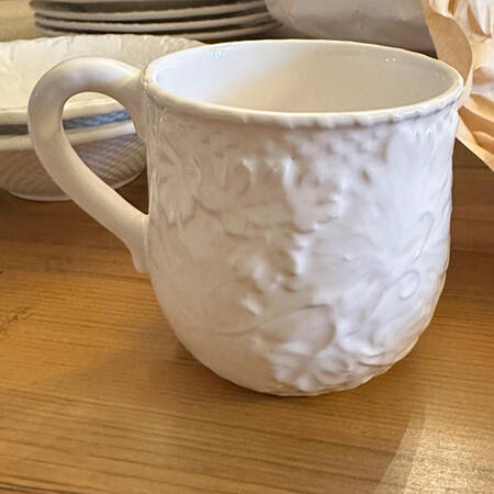 Vine White Mug