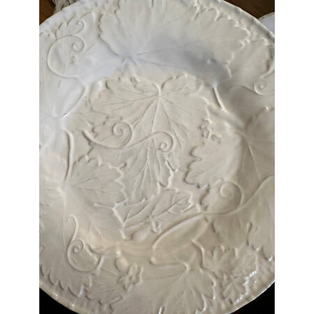 Vine White Dinner Plate