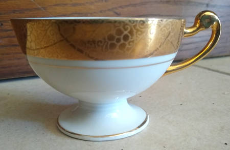 BOH335 by Bohemia Ceramic Works