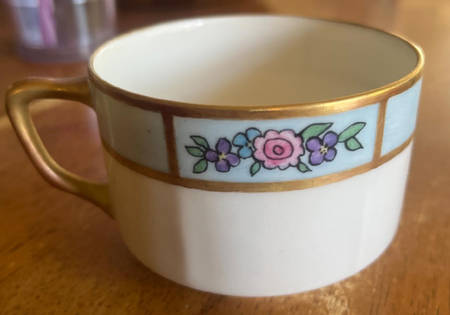 BER318 Flat Cup
