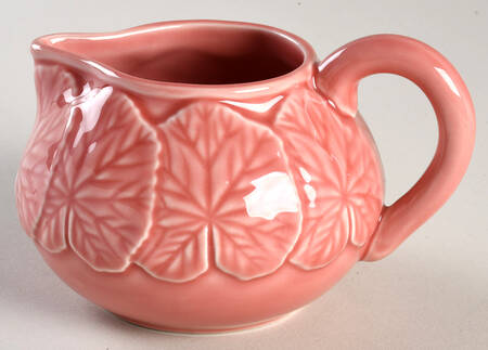 Geranium Pink by Bordallo Pinheiro